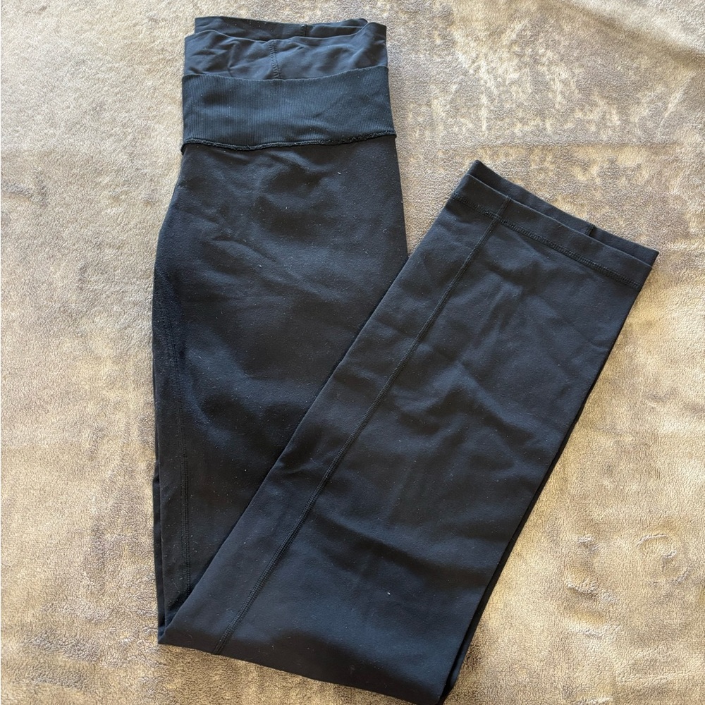 Black Lululemon Yoga Pants